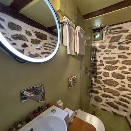 Atelies Stone House Villa